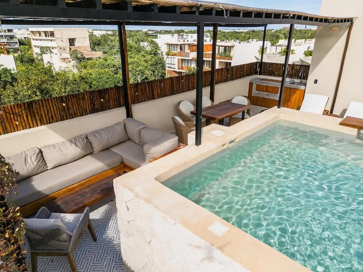 2 Story Penthouse Rooftop Pool Tulum